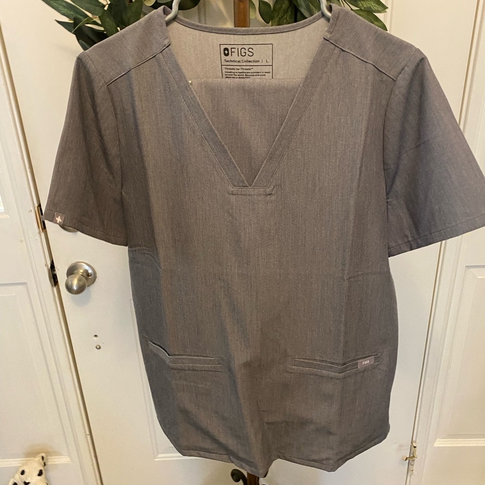 Figs Technical Collection Medical Scrub Set Pants & Top Gray Graphite L Tall